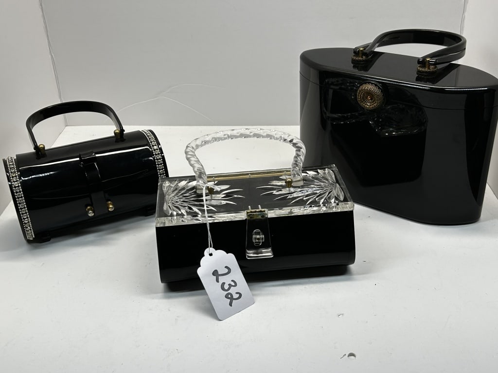 SET OF 3 VINTAGE LUCITE ACRYLIC PURSES: 1950S-1960S BLACK COLORED, WITH CLASP