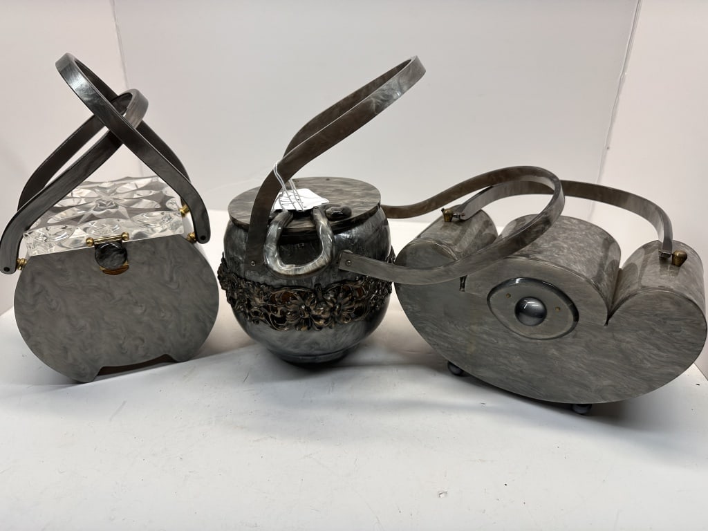 SET OF 3 VINTAGE LUCITE PURSES: 1950S-1960S BLACK, GREY COLORS, WITH CLASP