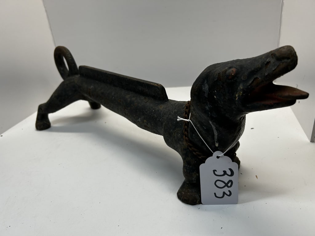 DACHSHUND DOG BOOT SCRAPPER: CAST IRON