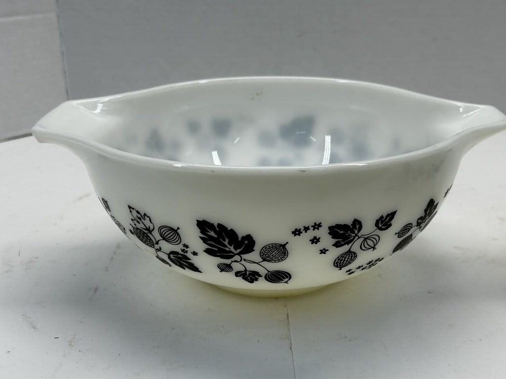 PYREX BOWLS: PYREX DÉCOR MARKET BOWLS YELLOW