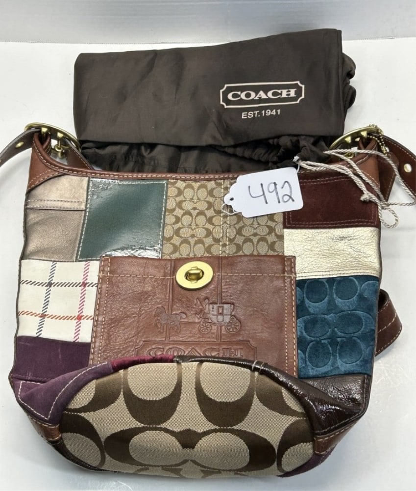 COACH PURSE: WITH DUST BAG