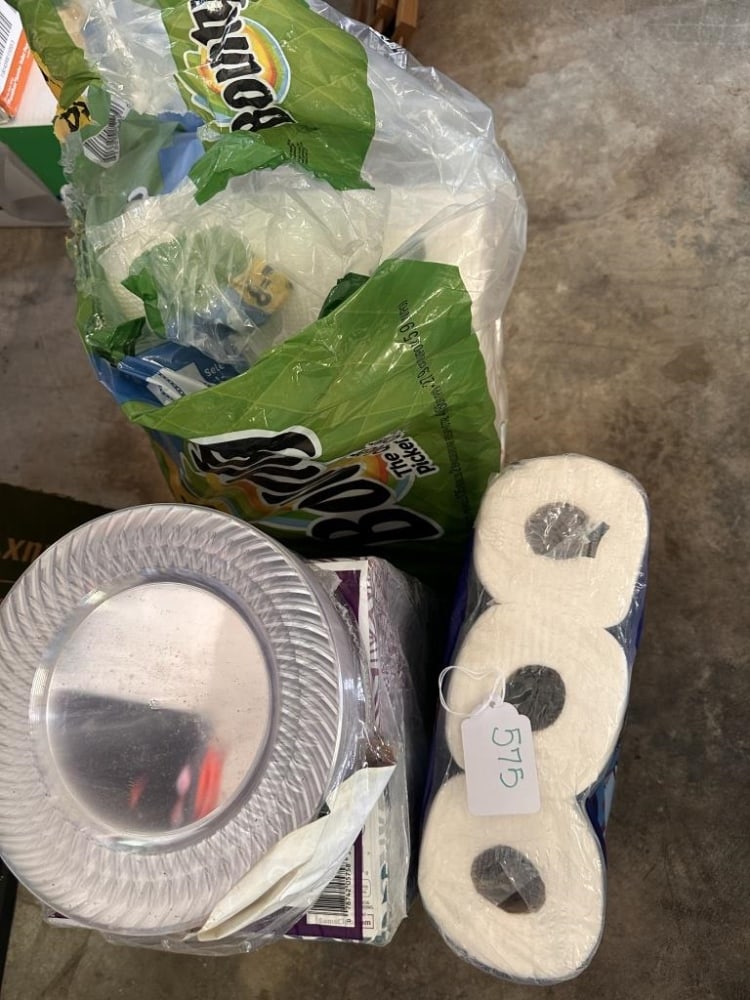 TISSUES, PLATES, PAPER TOWELS, TOILET PAPER: .