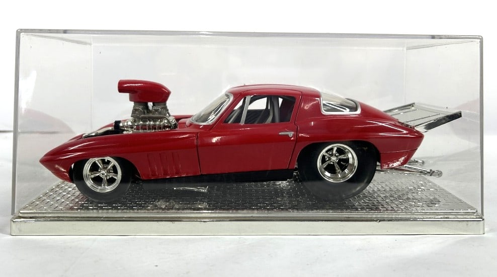 gmp CORVETTE Fastback 1965 1/18サイズ gmp CORVETTE Fastback 1965 1/18サイズ gmp CORVETTE Fastback