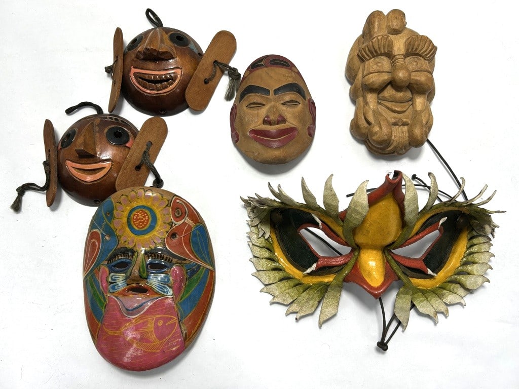 DECORATIVE FOLK MASKS (1 of 1)