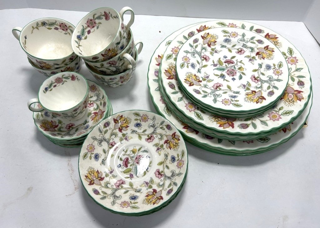 MINTON HADDON HALL CHINA SET (1 of 4)