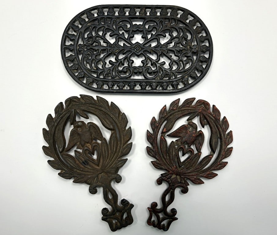 CAST IRON TRIVETS: SET OF 3 CAST IRON TRIVETS