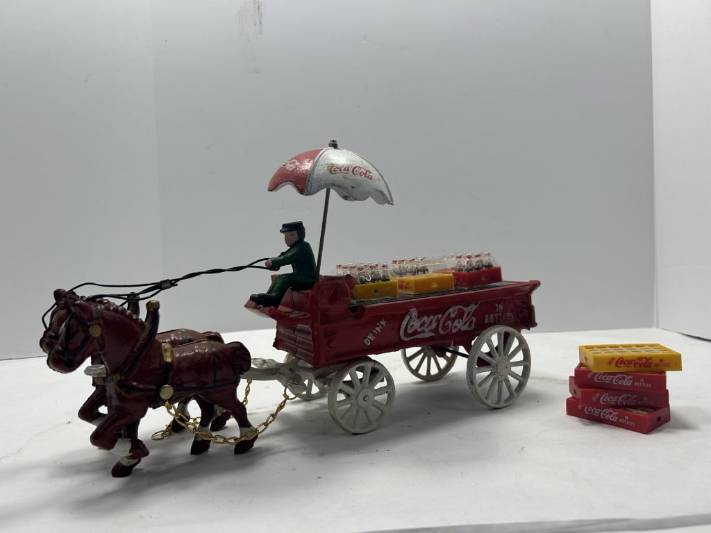 CAST IRON COCA-COLA HORSE DRAWN WAGON (1 of 3)