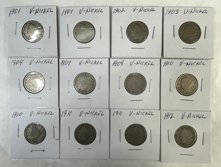 V NICKEL LOT: V NICKEL LOT OF VARIOUS YEARS