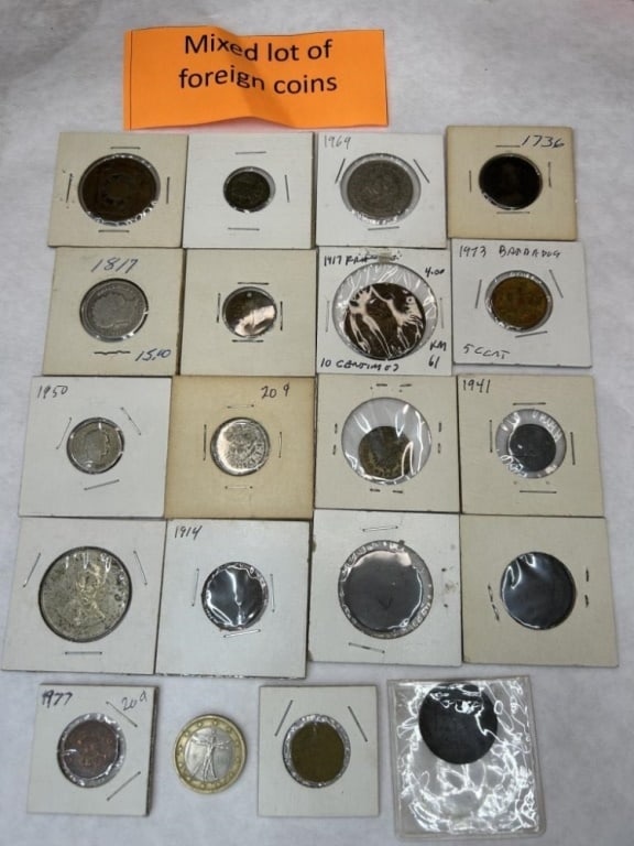 MIXED FOREIGN COINS: MIXED LOT OF FOREIGN COINS