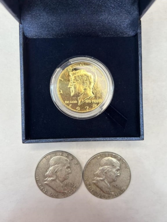1974 GOLD HALF DOLLAR (1 of 2)