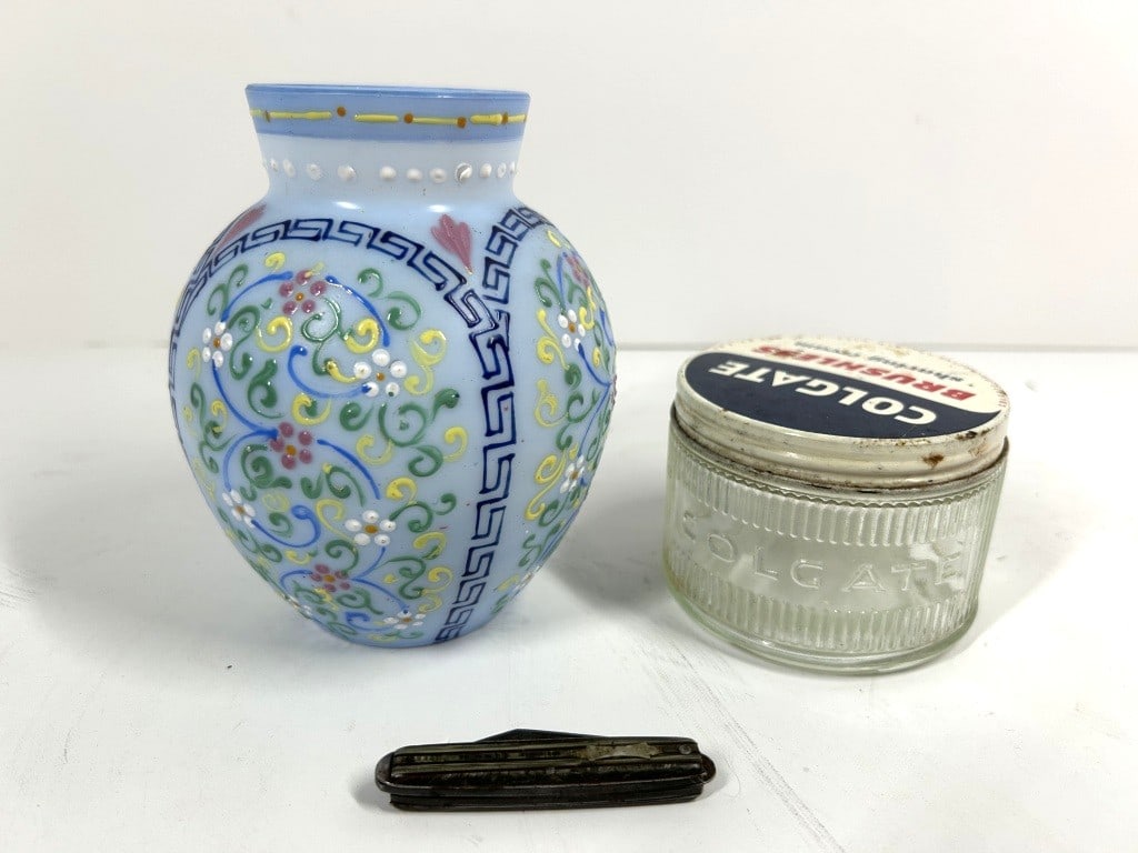 ANTIQUE THOMAS WEBB VASE: ENAMEL PAINTED GLASS VASE AND COLGATE ADVERTISING JAR AND PEN KNIFE