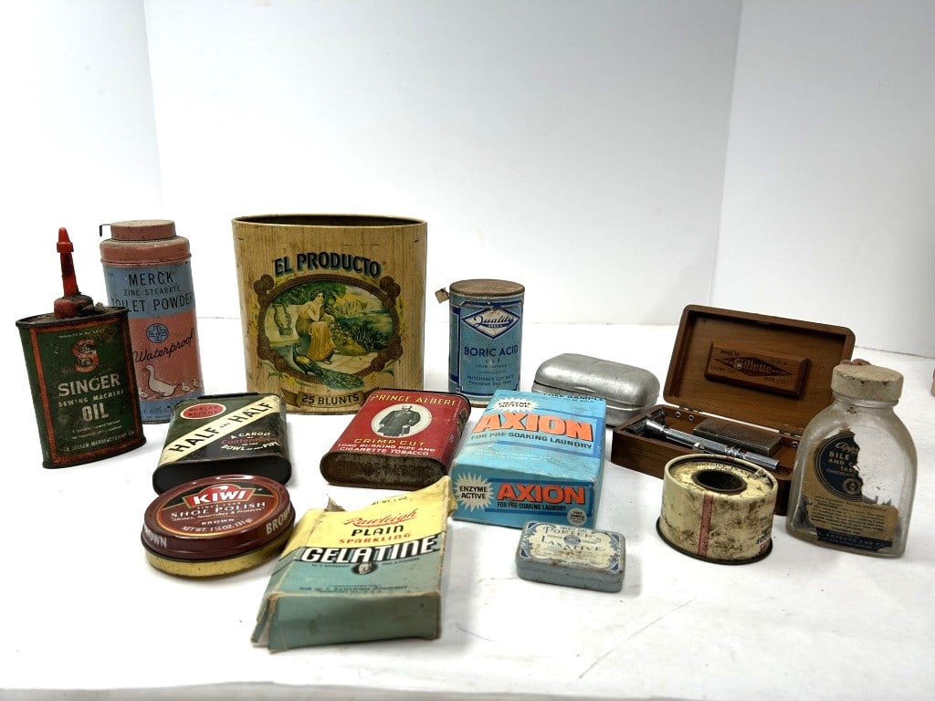 VTG ADVERTISING TINS (1 of 4)