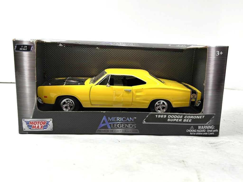 1/24 S 1969 DODGE CORONET SUPER BEE (1 of 3)