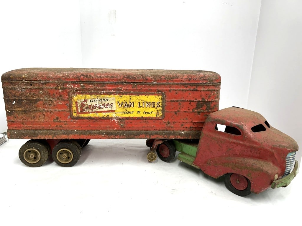 MARX HI WAY EXPRESS VAN LINES (1 of 5)