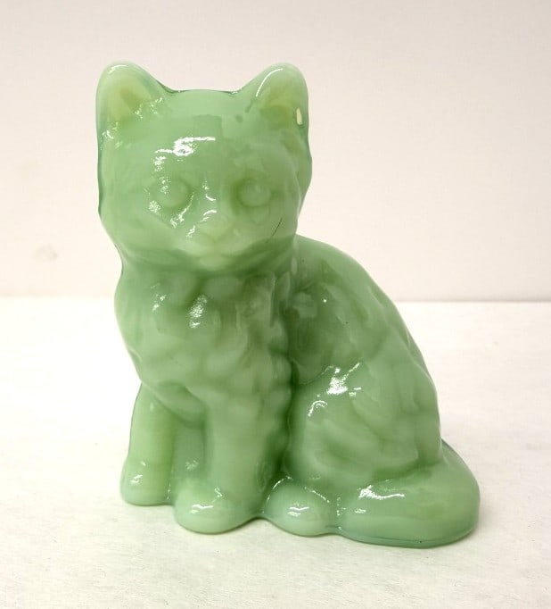 MOSSER JADEITE KITTY: JADEITE 3.25" h - 4 oz.