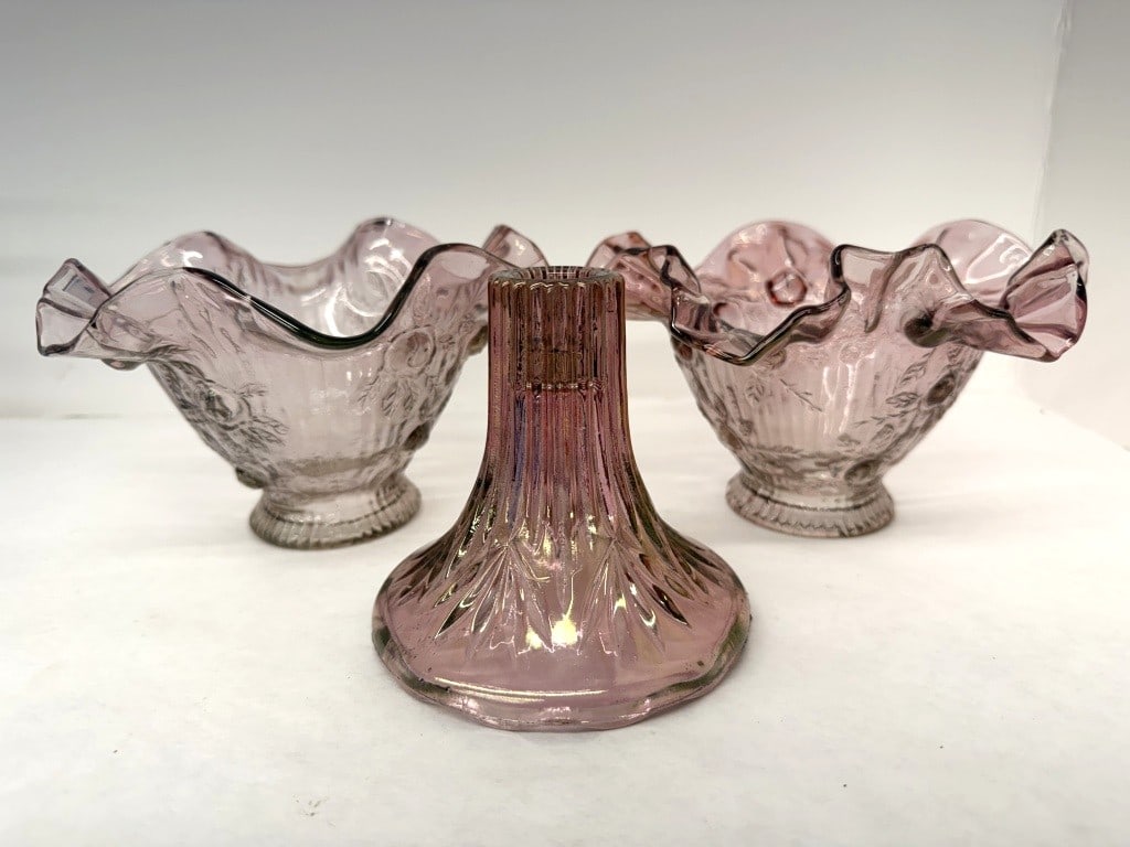 VTG PURPLE CANDLESTICK HOLDERS (1 of 3)