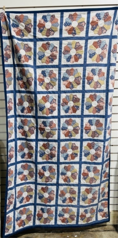 HANDMADE QUILT (1 of 4)