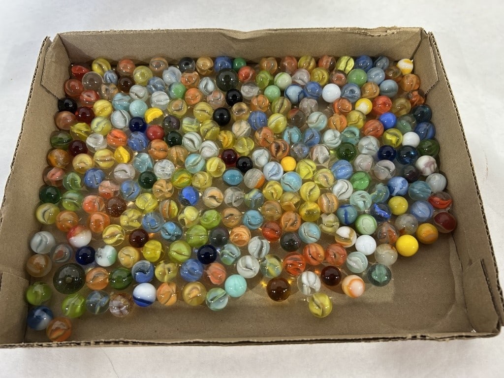 VINTAGE MARBLES: SOME GLOW
