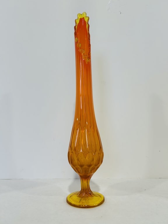 FENTON AMBERINA SWUNG THUMBPRINT VASE (1 of 3)