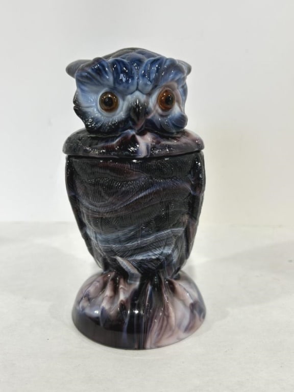 IMPERIAL PURPLE SLAG GLASS OWL CANDY DISH (1 of 5)