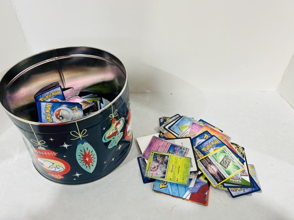 VINTAGE POKEMON CARDS (1 of 3)