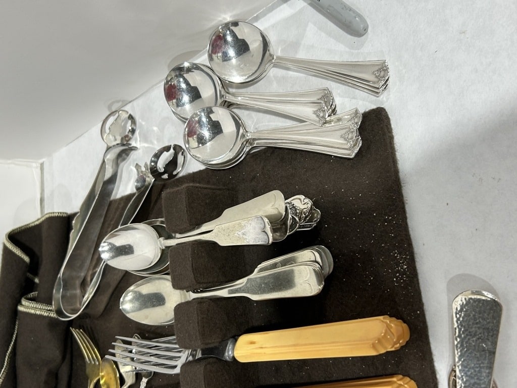 VINTAGE FLATWARE - 4