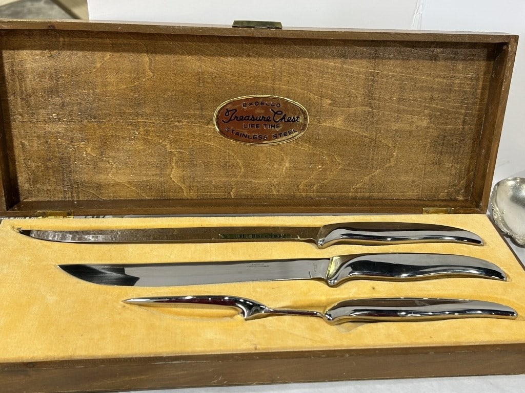 VINTAGE FLATWARE - 5