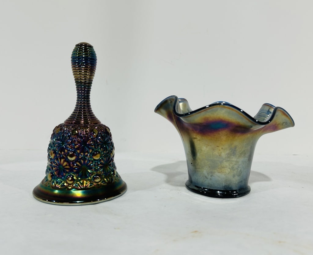 FENTON AMETHYST CARNIVAL GLASS BELL (1 of 5)