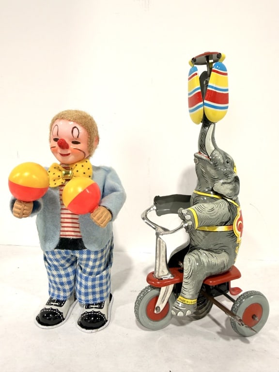 VTG TIN LITHOGRAPH WIND-UP ELEPHANT (1 of 4)