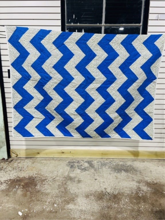 VINTAGE CHEVRON BLUE FLORAL QUILT: HANDMADE