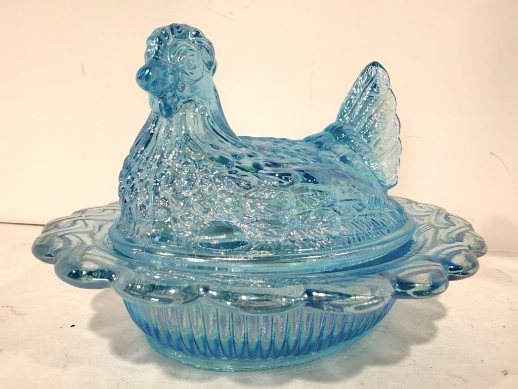 MOSSER CARNIVAL BLUE HEN ON NEST (1 of 4)