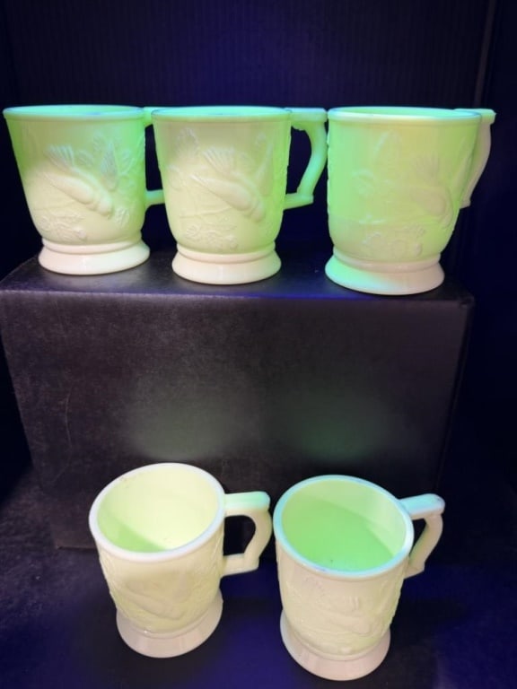 GLOWS - IMPERIAL LENOX GLASS SATIN CUSTARD CUPS: SET OF 5 TESTED AND GLOWS