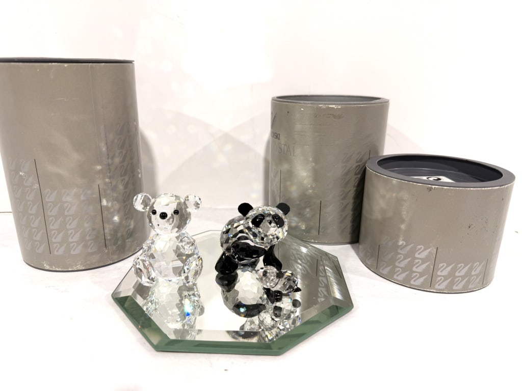 SWAROSKI CRYSTAL BEARS (1 of 4)