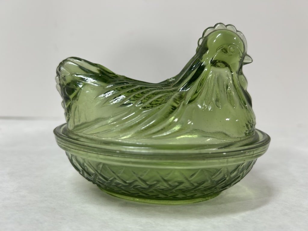 OLIVE HEN ON NEST - 4