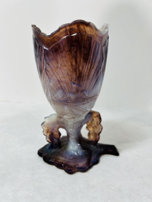 NORTHWOOD PURPLE SLAG MAPLE LEAF CHALICE: CHALICE