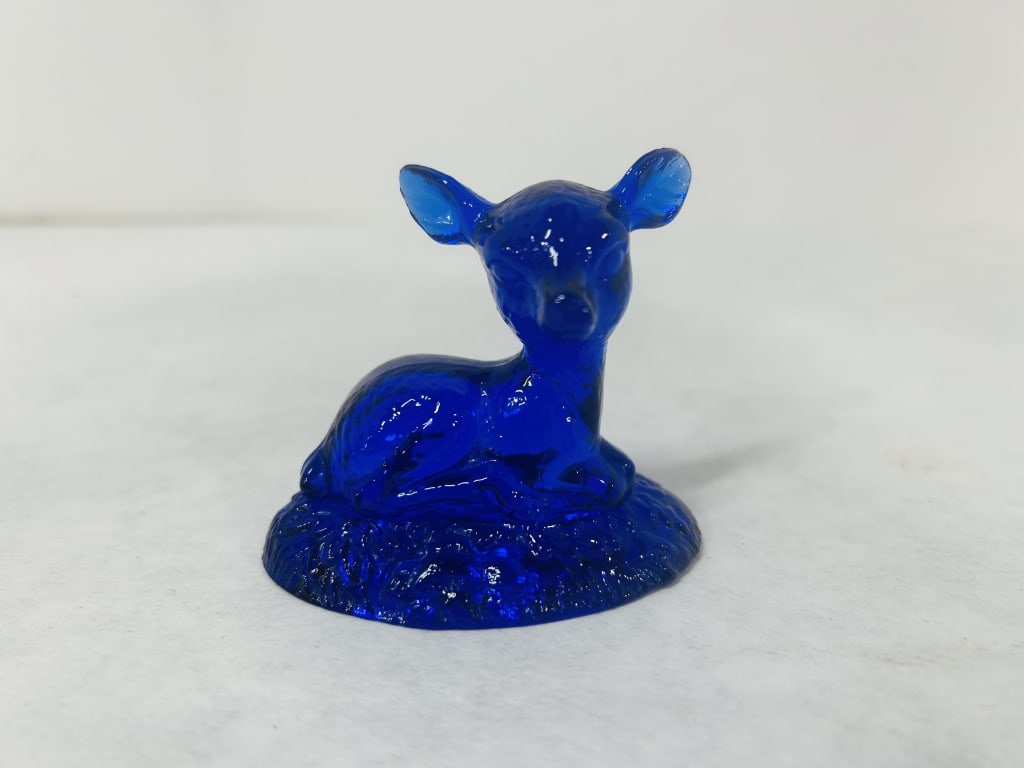 BOYD GLASS BINGO THE DEER DARK BLUE (1 of 3)