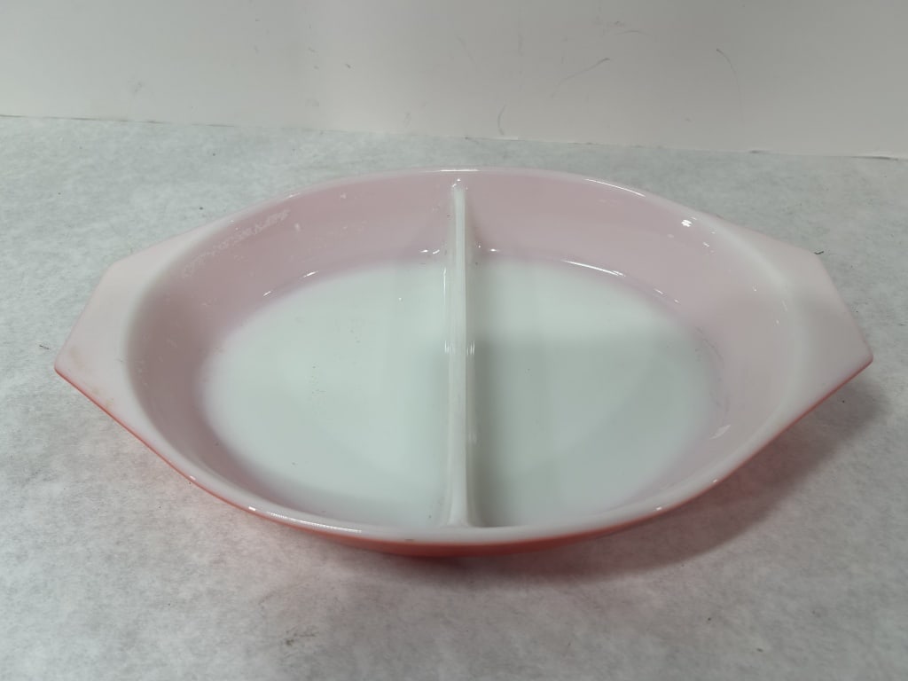 PYREX SERVING DISHES - 6