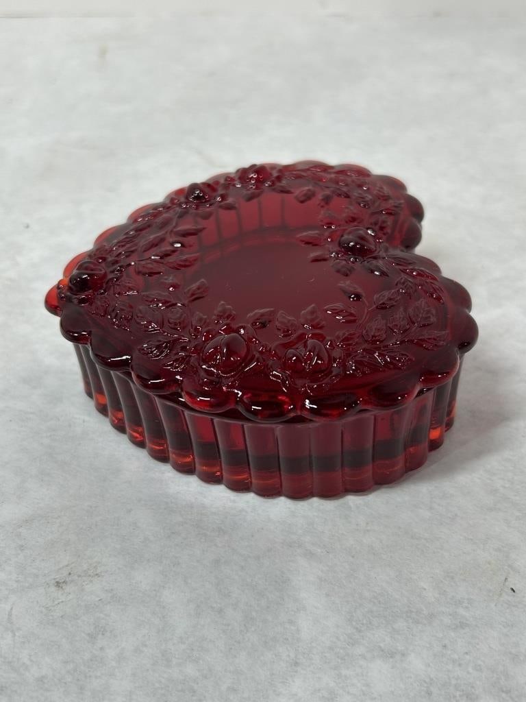 MOSSER RUBY RED ROSE HEART BOX - 2