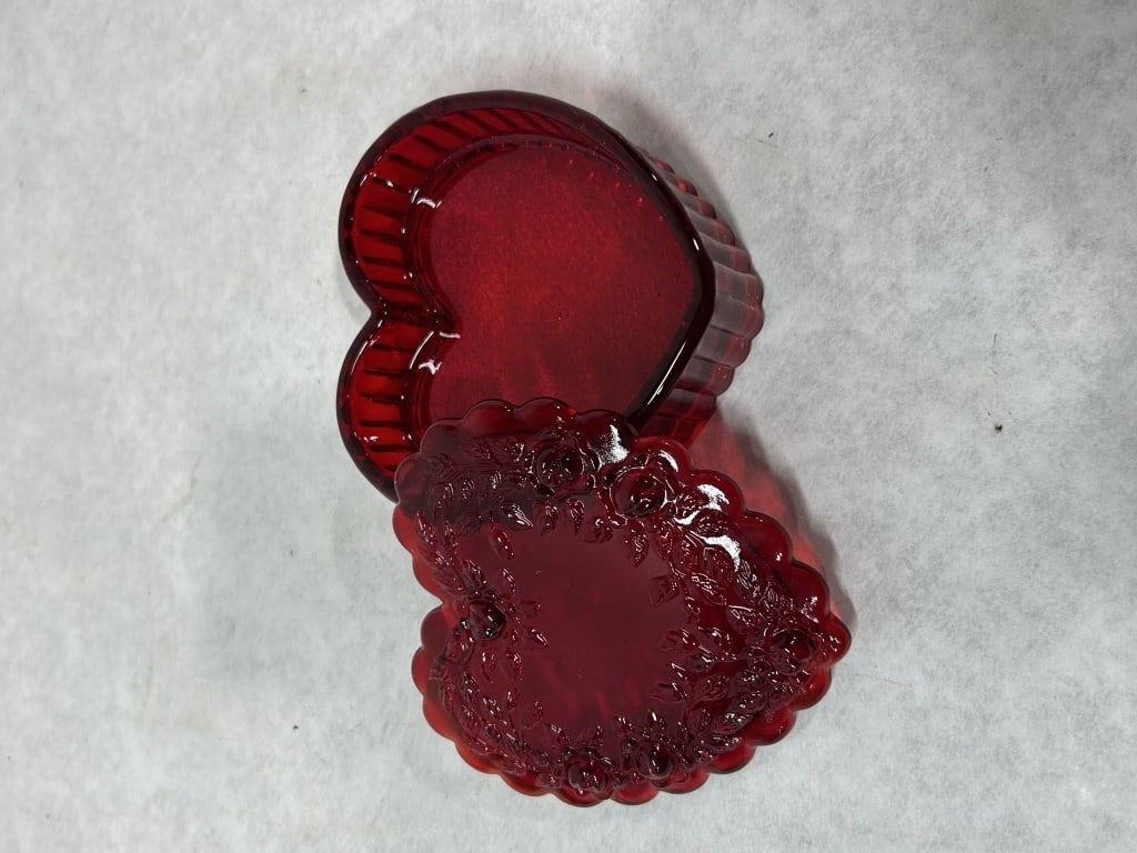 MOSSER RUBY RED ROSE HEART BOX - 4