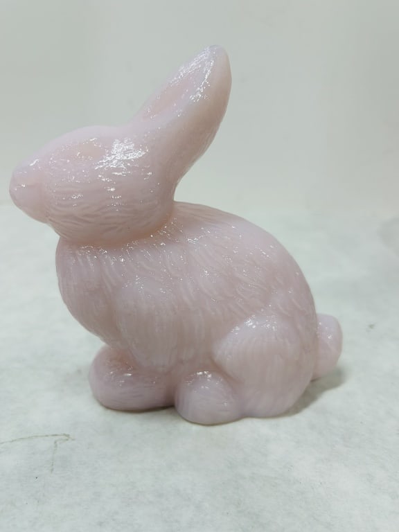 MOSSER CROWN TUSCAN STANDING RABBIT (1 of 4)