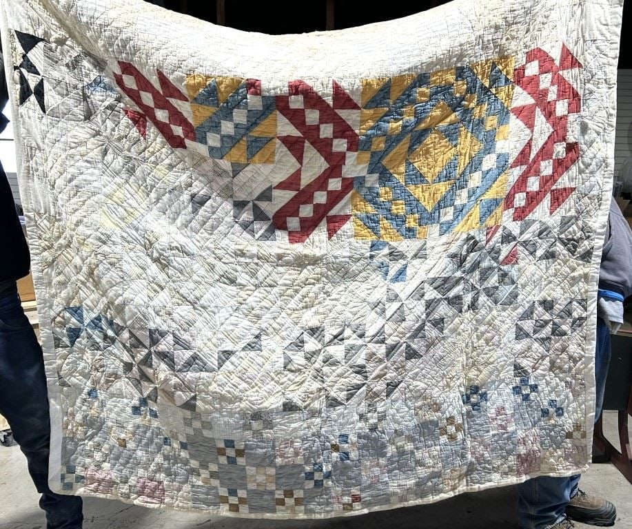 MISMATCHED QUILT (1 of 4)