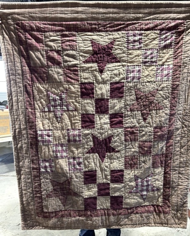 PRIMITIVE RED LAP QUILT: AS IS