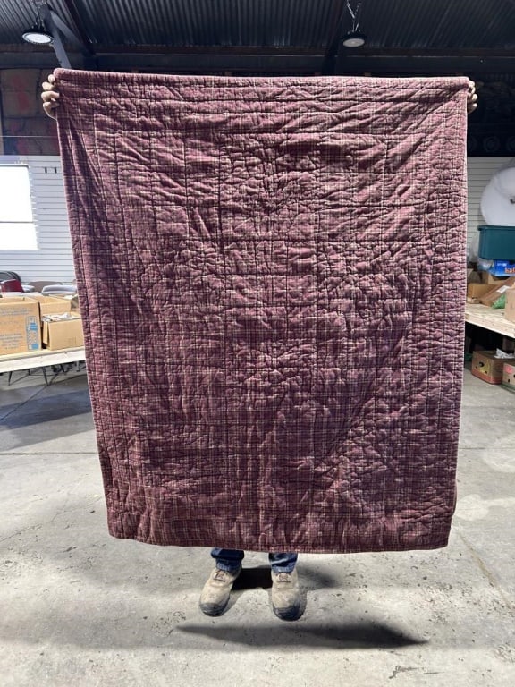 PRIMITIVE RED LAP QUILT - 3