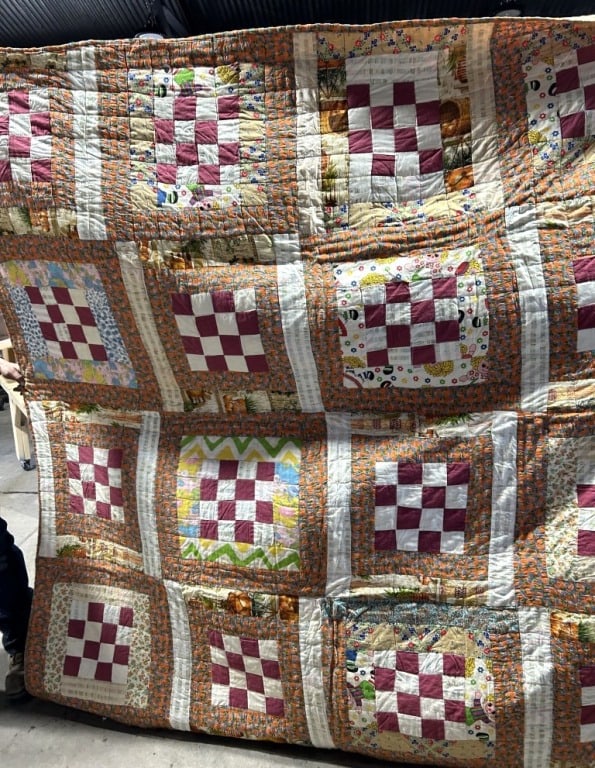 BROWN SQUARE QUILT: AS IS