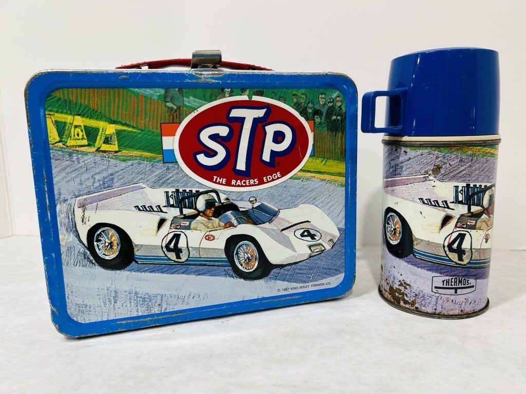 VINTAGE 1967 KING SEELEY LUNCH BOX SET (1 of 7)