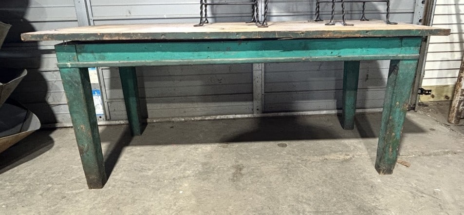 ANTIQUE WORK BENCH (1 of 2)