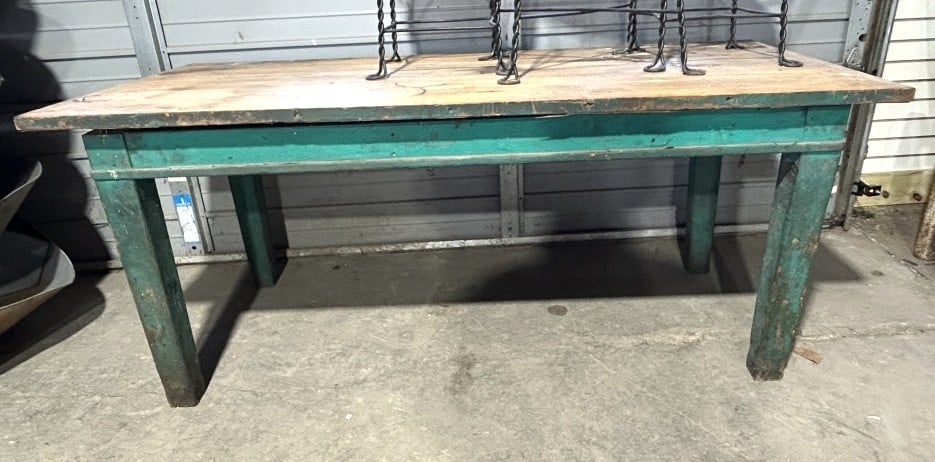 ANTIQUE WORK BENCH - 2