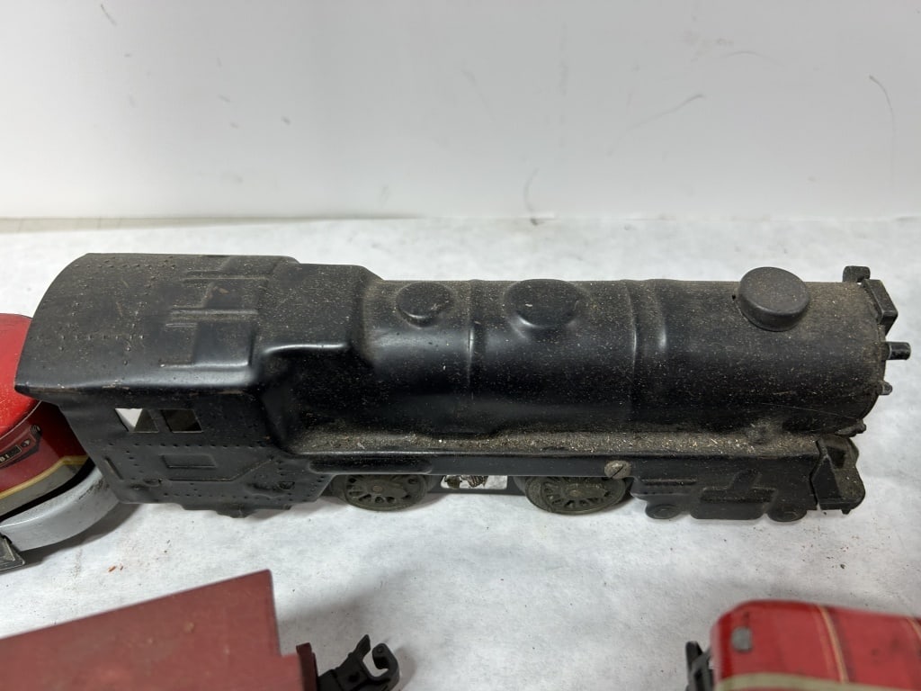 VINTAGE TRAIN LOT - 6