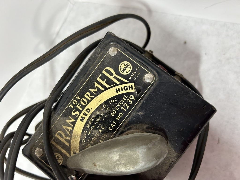 VINTAGE TRAIN LOT - 7