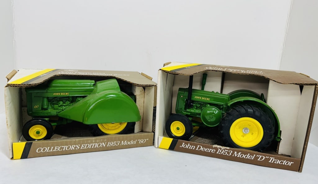 ERTL 1/16 JOHN DEERE MODEL "60" ORCHARD TRACTOR (1 of 14)